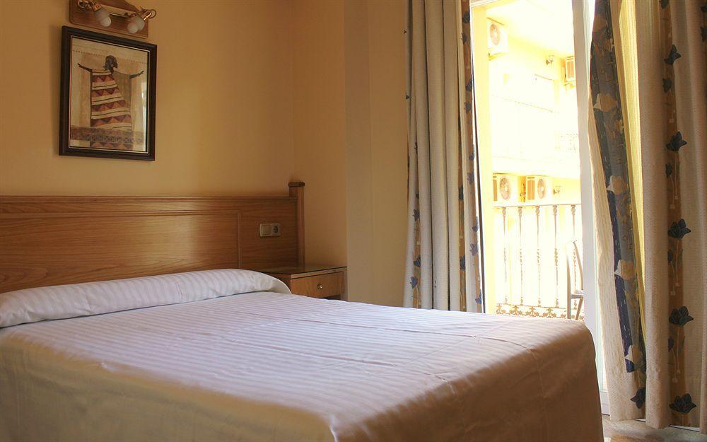 Hotel Agur Fuengirola Eksteriør bilde