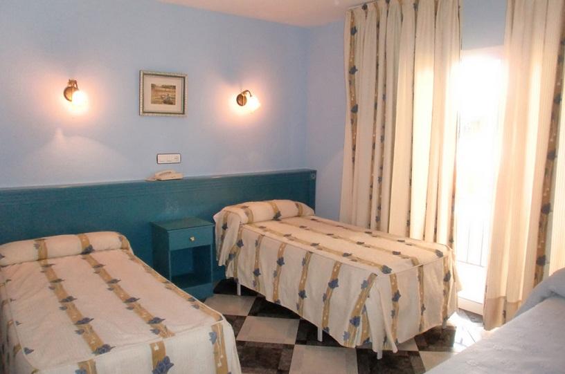 Hotel Agur Fuengirola Rom bilde